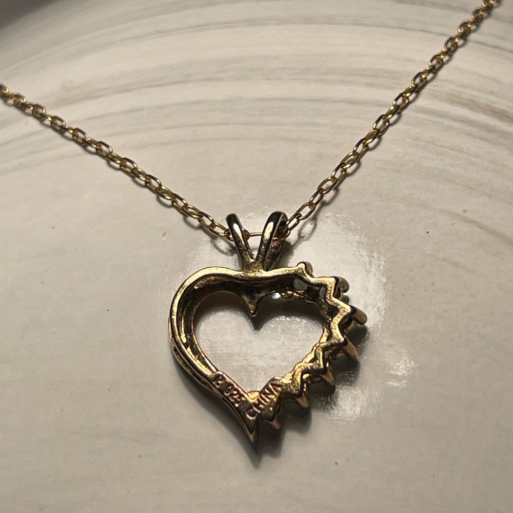 18” Gold Chain Open Heart Necklace w Light Jade Green Colored Stones Rhinestones - Picture 3 of 6